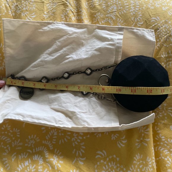 M ESSENTIAL Unique Hexagonal Clutch Purse - Picture 14 of 14